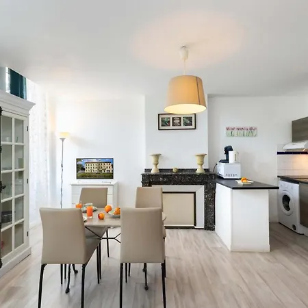 Apartamento T2 Lumineux Vue Canal&proche Cité *