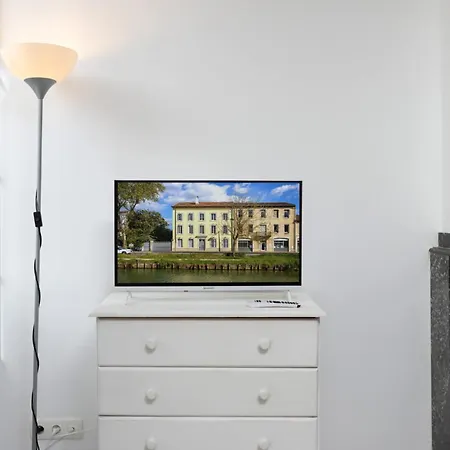 T2 Lumineux Vue Canal&proche Cité Apartamento Carcasona